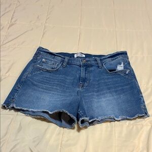 Kensie Jeans Vintage Luxe cut off Jean shorts